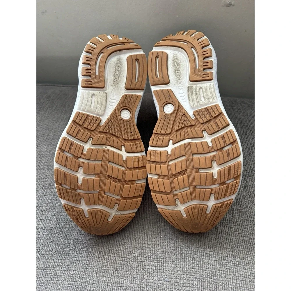 Brooks Ghost 16 1204071B175‎ Gray Running Shoes Sneakers Womens Size 8.5 B